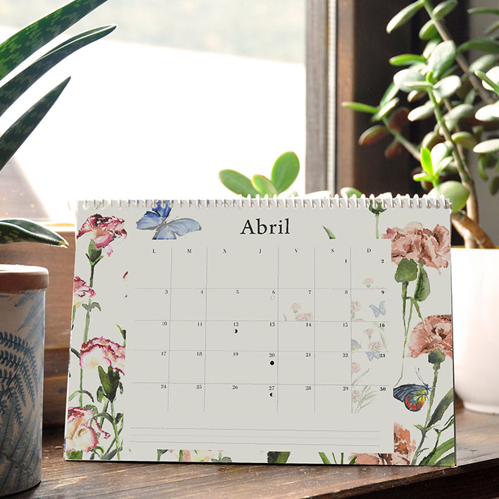 Image of table calendar illustrated in watercolor 2020